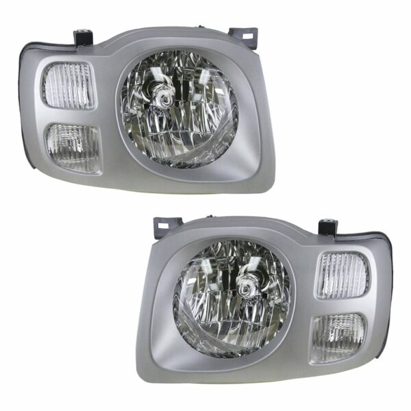 Headlights Headlamps Pair Set For 02-04 Nissan Xterra SE